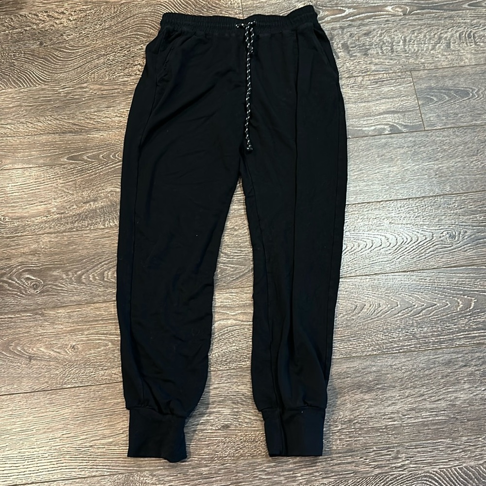 Sundry for Evereve Everyday Pocket Jogger | Black size small